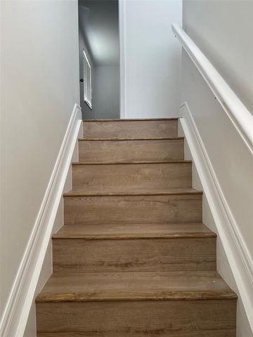 584 Conservation Drive, Weston, FL 33327