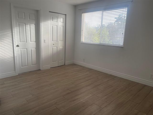 584 Conservation Drive, Weston, FL 33327