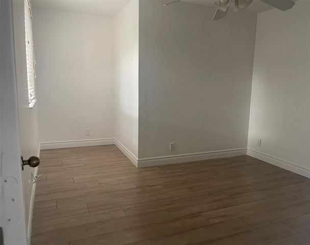 584 Conservation Drive, Weston, FL 33327