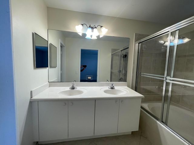 584 Conservation Drive, Weston, FL 33327