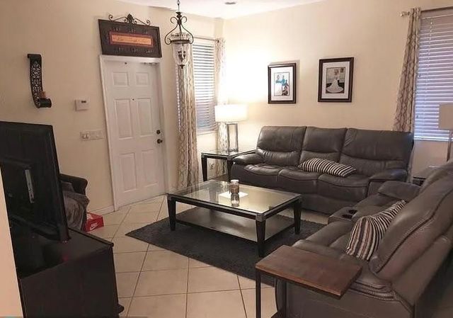 584 Conservation Drive, Weston, FL 33327