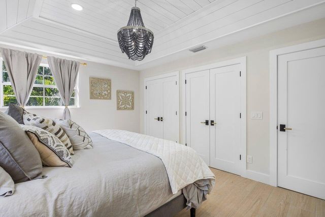 1920 SPANISH Trail, Delray Beach, FL 33483