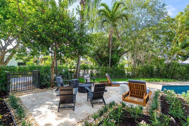 1920 SPANISH Trail, Delray Beach, FL 33483