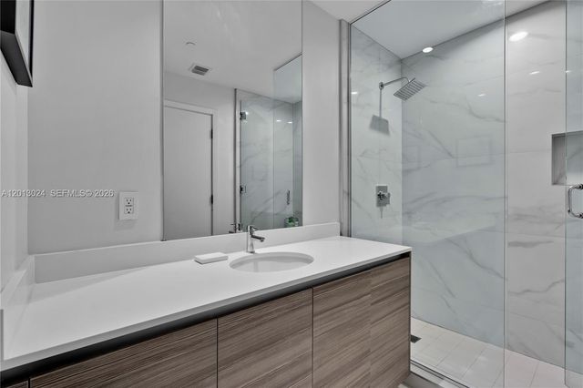121 NE 34th Street PH3217, Miami, FL 33137