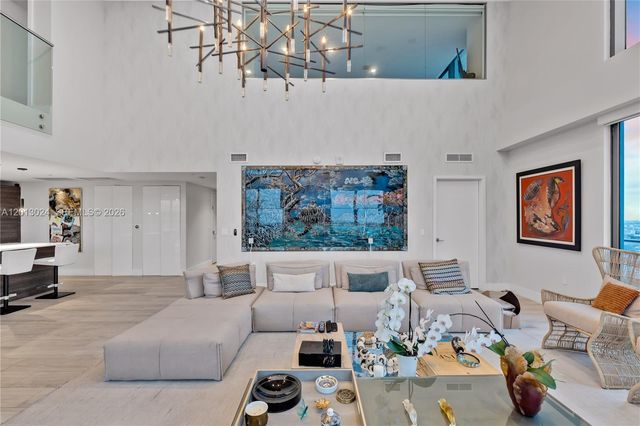 121 NE 34th Street PH3217, Miami, FL 33137