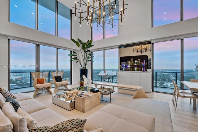 121 NE 34th Street PH3217, Miami, FL 33137