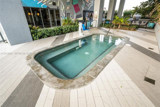 121 NE 34th Street PH3217, Miami, FL 33137