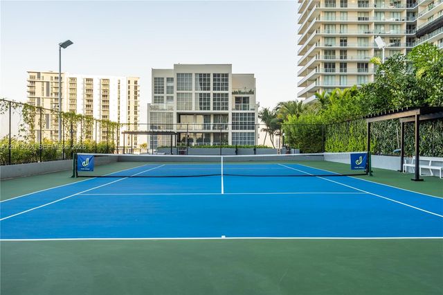 121 NE 34th Street PH3217, Miami, FL 33137