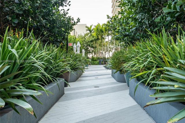 121 NE 34th Street PH3217, Miami, FL 33137