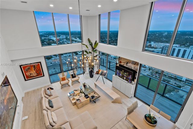 121 NE 34th Street PH3217, Miami, FL 33137