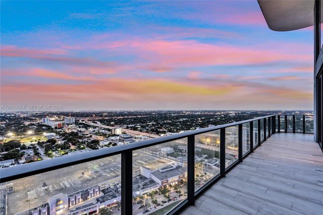 121 NE 34th Street PH3217, Miami, FL 33137