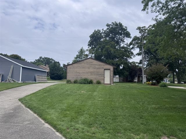 1655 Mulder Drive, Muskegon, MI 49445