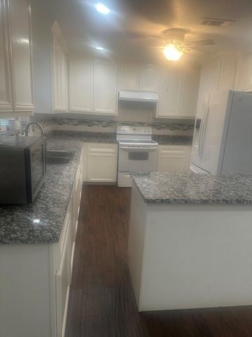 304 Jill Street, Conroe, TX 77303