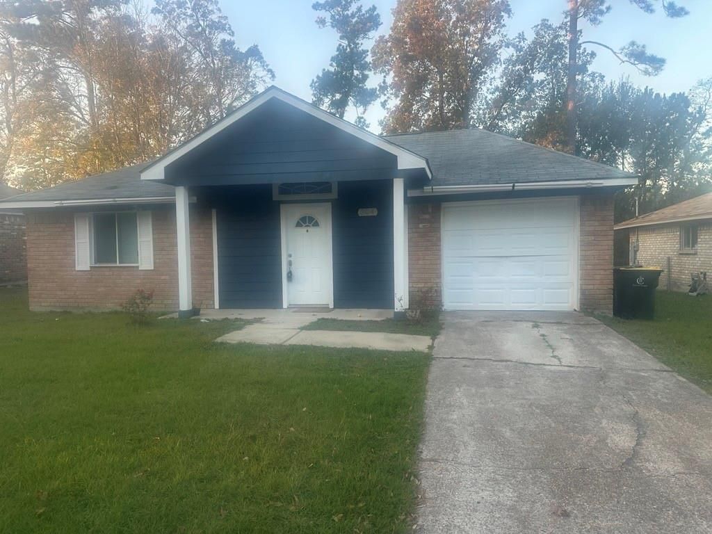 304 Jill Street, Conroe, TX 77303