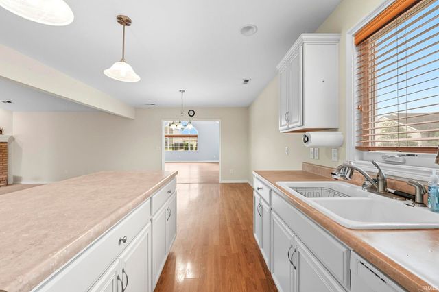 10302 Greenwood lakes Drive, New Haven, IN 46774