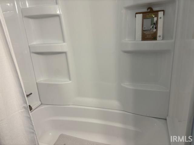 5292 W DELPHI Pike, Marion, IN 46952