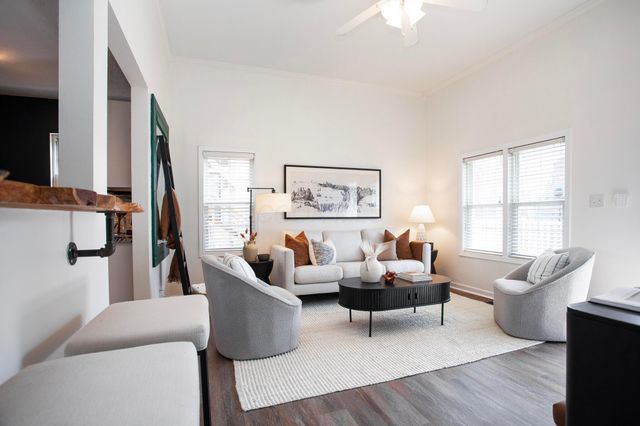 1041 Oregon Avenue, Columbus, OH 43201