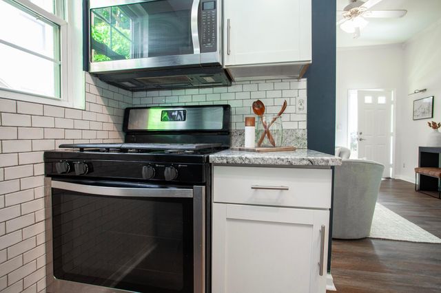 1041 Oregon Avenue, Columbus, OH 43201