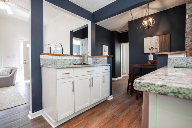 1041 Oregon Avenue, Columbus, OH 43201
