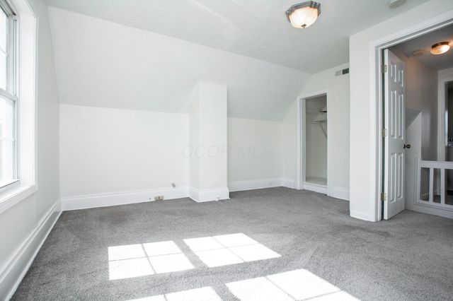 1041 Oregon Avenue, Columbus, OH 43201