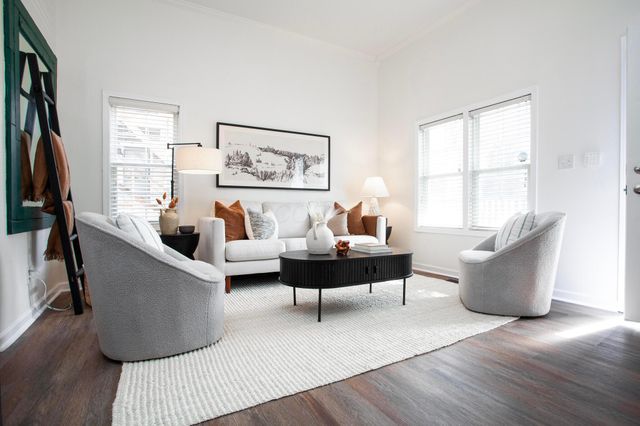 1041 Oregon Avenue, Columbus, OH 43201