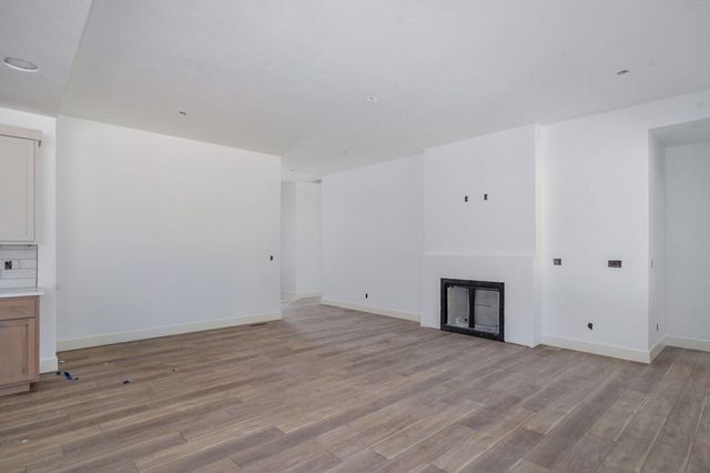 2950 W Marty Street, Springfield, MO 65810
