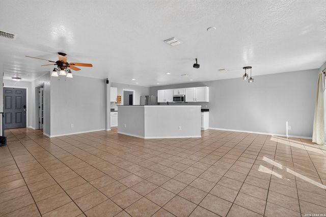 1437 Prairie Rock, New Braunfels, TX 78130