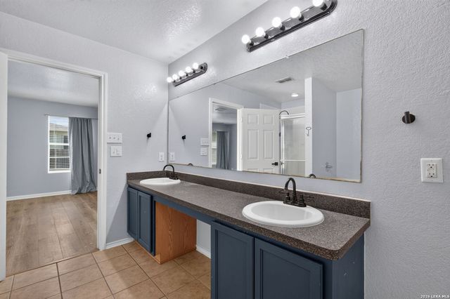 1437 Prairie Rock, New Braunfels, TX 78130