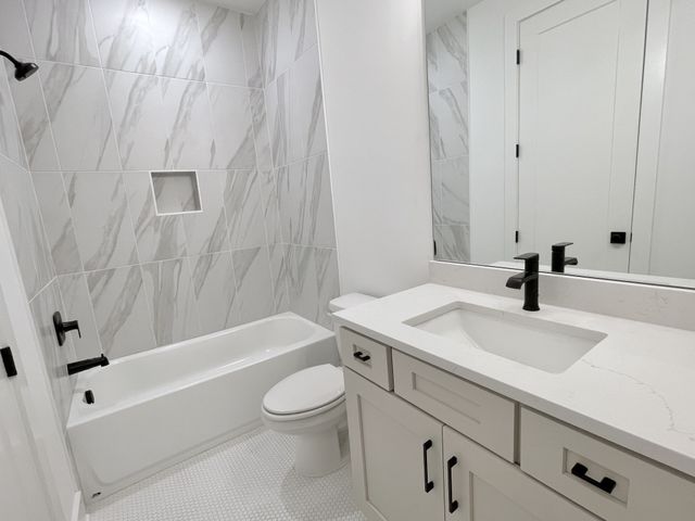 8122 Boiling Springs Pl, Brentwood, TN 37027