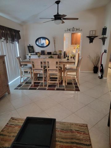 27 Vista Del Rio, Boynton Beach, FL 33426