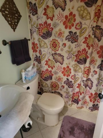 27 Vista Del Rio, Boynton Beach, FL 33426