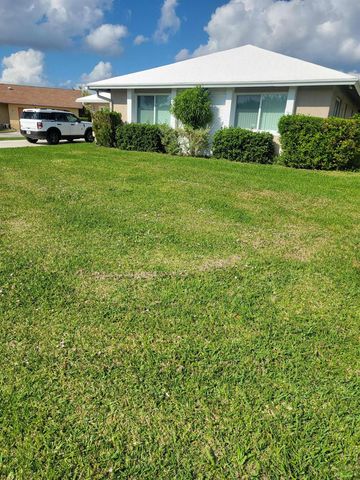 27 Vista Del Rio, Boynton Beach, FL 33426