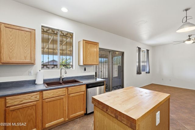 10208 E Prospect Vista Way, Tucson, AZ 85747