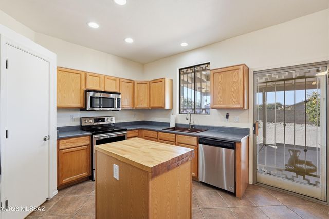 10208 E Prospect Vista Way, Tucson, AZ 85747