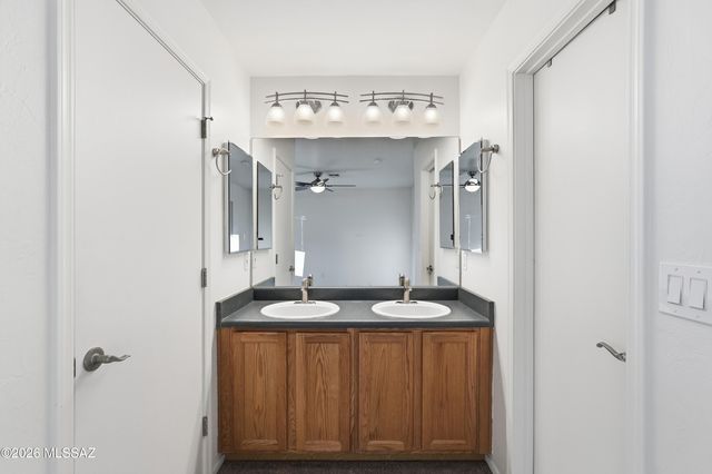 10208 E Prospect Vista Way, Tucson, AZ 85747