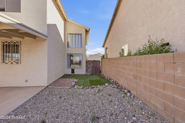 10208 E Prospect Vista Way, Tucson, AZ 85747