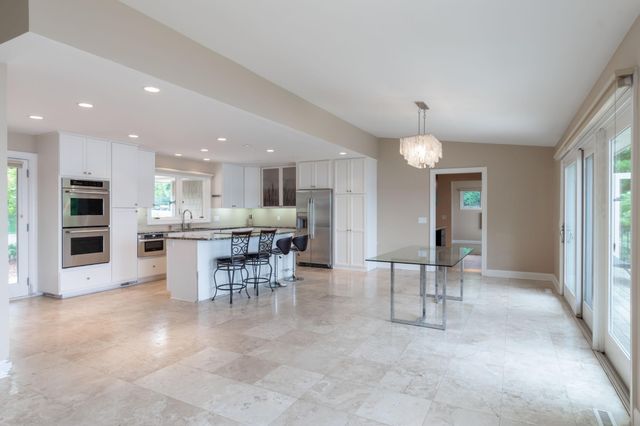 11900 54th Avenue N, Plymouth, MN 55442