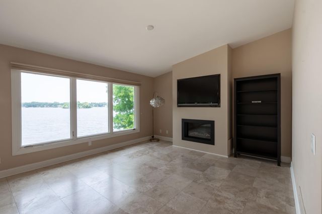 11900 54th Avenue N, Plymouth, MN 55442