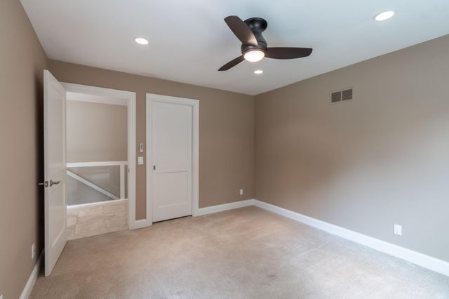 11900 54th Avenue N, Plymouth, MN 55442