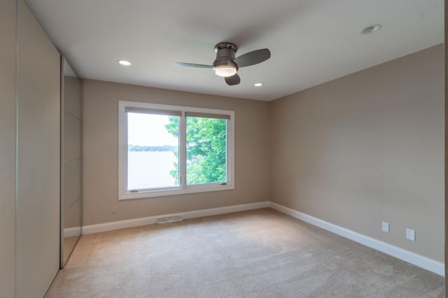 11900 54th Avenue N, Plymouth, MN 55442