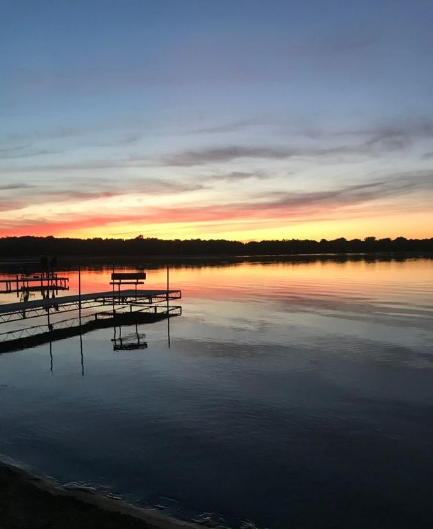 11900 54th Avenue N, Plymouth, MN 55442