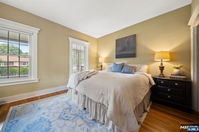 30 Highwood Avenue, Midland Park, NJ 07432