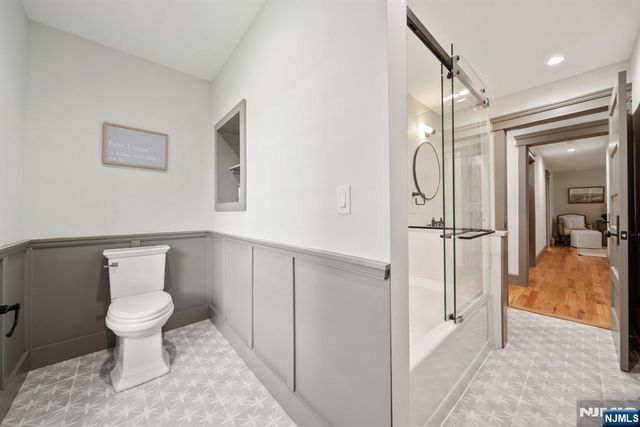 30 Highwood Avenue, Midland Park, NJ 07432