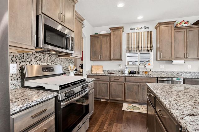 307 Mcgregor Lane, Johnstown, CO 80534