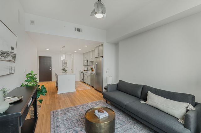 1212 Laurel St Apt 206, Nashville, TN 37203