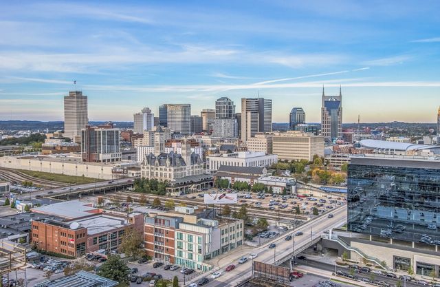 1212 Laurel St Apt 206, Nashville, TN 37203