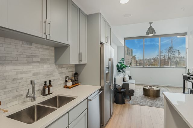 1212 Laurel St Apt 206, Nashville, TN 37203