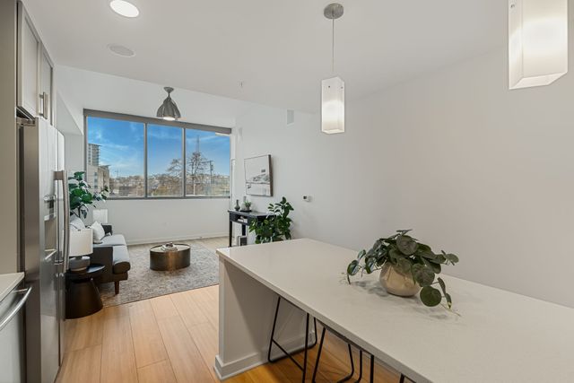 1212 Laurel St Apt 206, Nashville, TN 37203