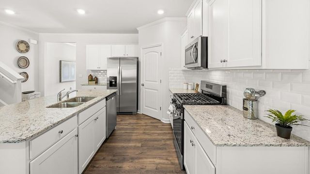 133 Landsdowne Way, Cartersville, GA 30120