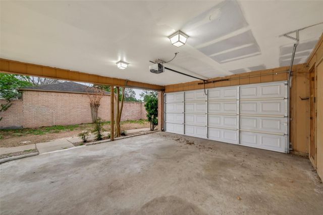 15818 Alta Mar Drive, Houston, TX 77083